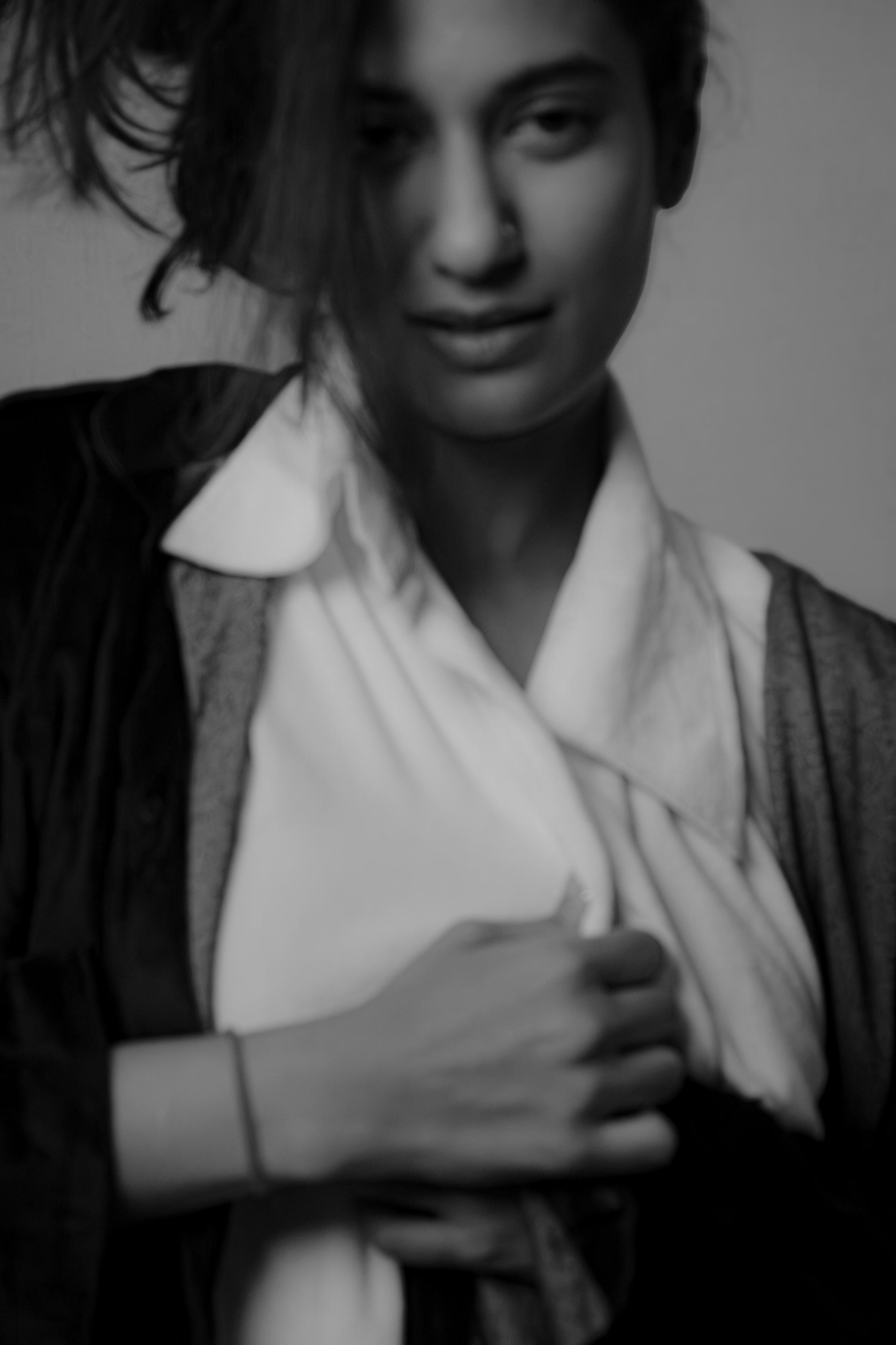 VAARI - THE  VELVETINE SHIRT